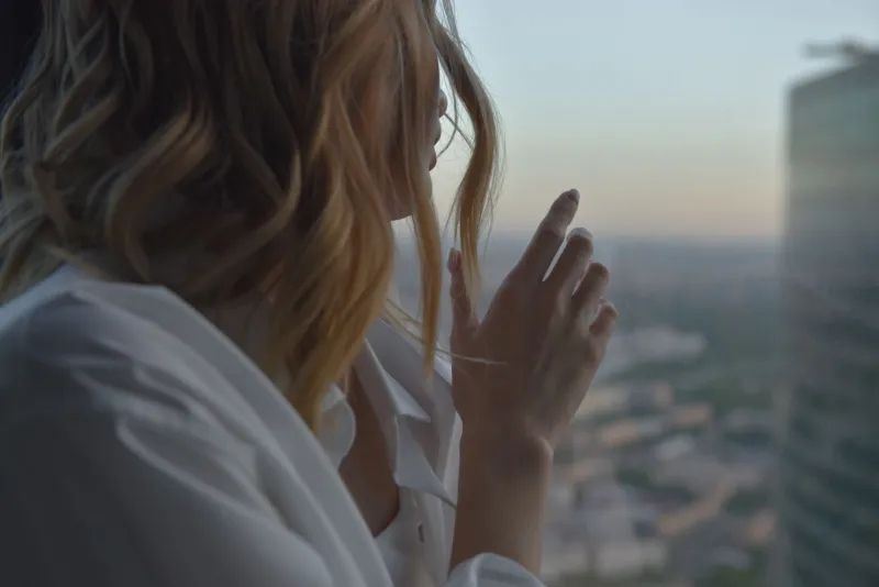 Lumière d'avant l'éveil : ce que l'aube révèle que le crépuscule ne peut offrir